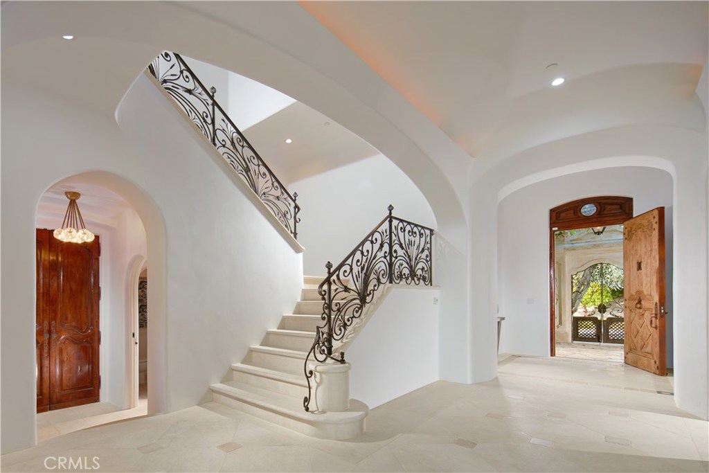 Ritz Cove (RC) - Residential