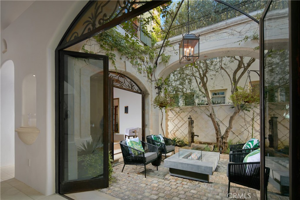 Ritz Cove (RC) - Residential