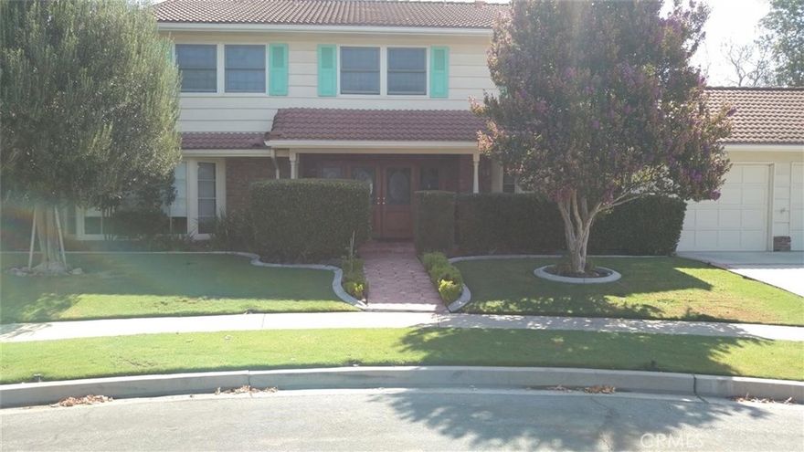 Wonderful family Custom home in Tustin area. 2924 sq. ft living + garage is 645 Sq. ft. total sq.ft is 3569 sq. ft. Many upgrades : silestone countertops, solar panels paid off, pool, lush landscape, central air and heat,3 car garage, indoor laundry, 4 bedrooms + 3.5 bathrooms, separate living room, family room and formal dining room. Cooktop and double oven.French Doors.Close to shopping. 3 covered patios. 2 walk'in pantries. 3 walk'in closets. on culde-sac. Move in ready.Lot size recently updated by assessor from 9300 to 9540. New upgrade : New Vac Elevator for easier access going up stairs. One person elevator.