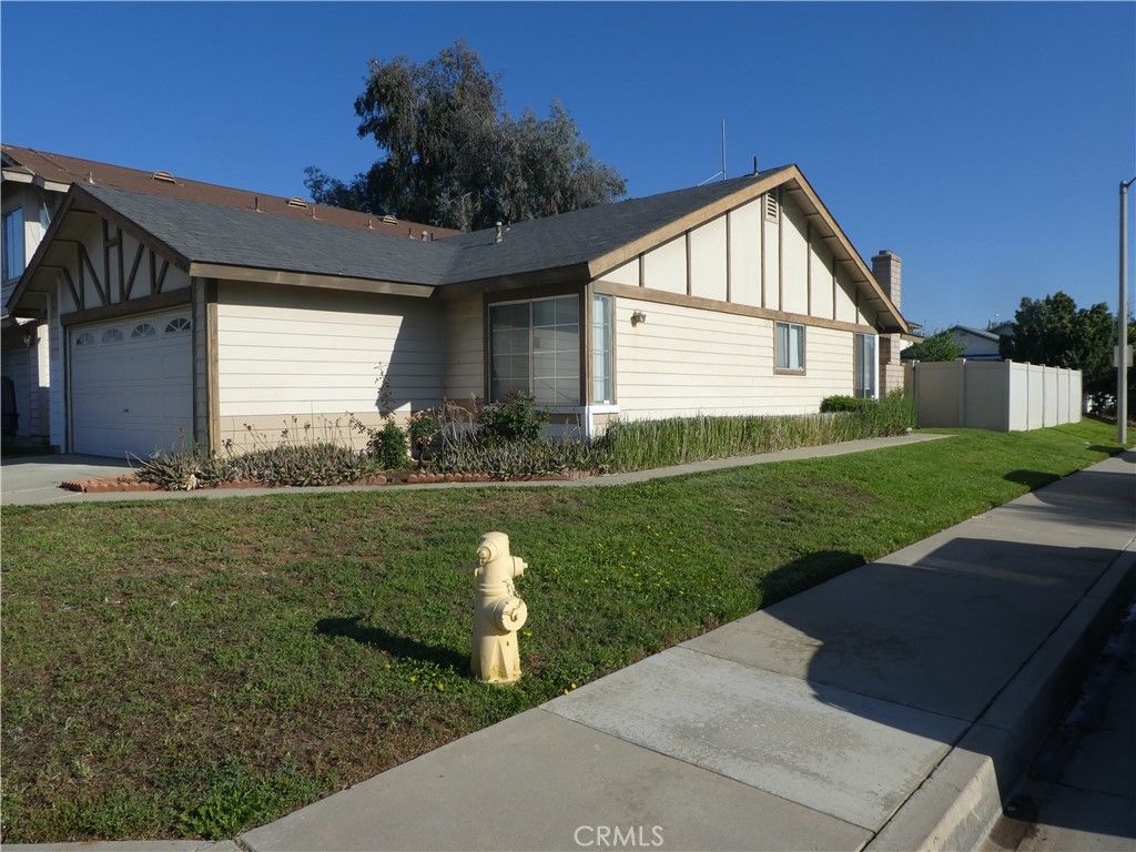 listing image 130723757507219162388