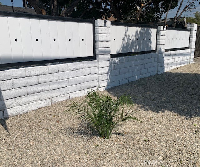 Photo 5 of 39 of 12881 Kagel Canyon Street house
