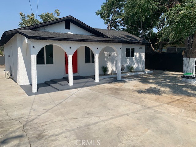 Photo 2 of 39 of 12881 Kagel Canyon Street house