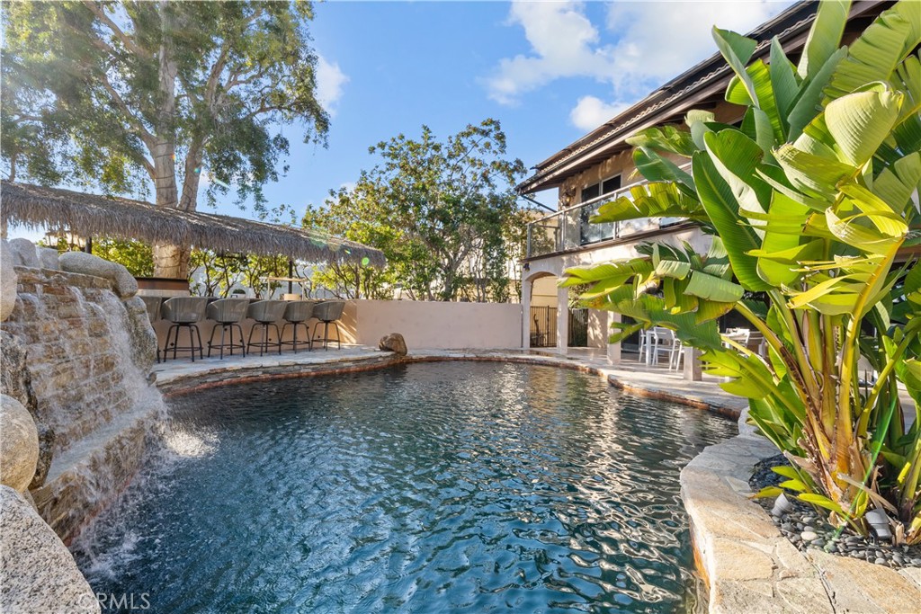 8000 Oceanus Drive