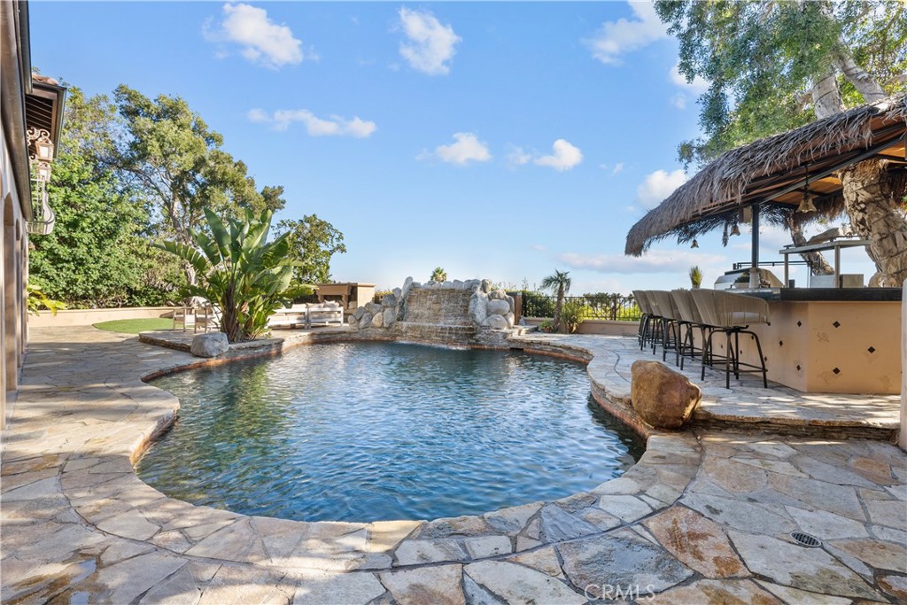 8000 Oceanus Drive