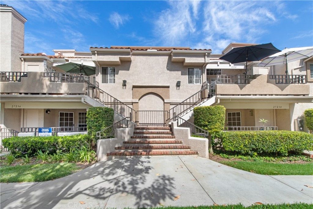 listing image 130726136484589019328
