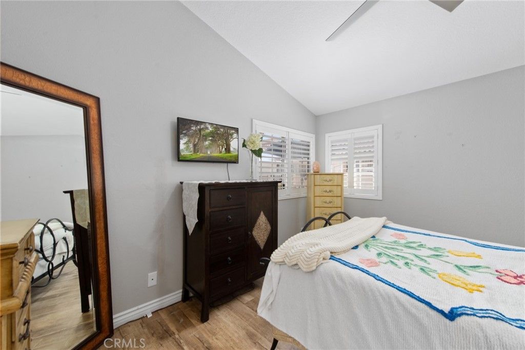 listing image 130726486741117628764