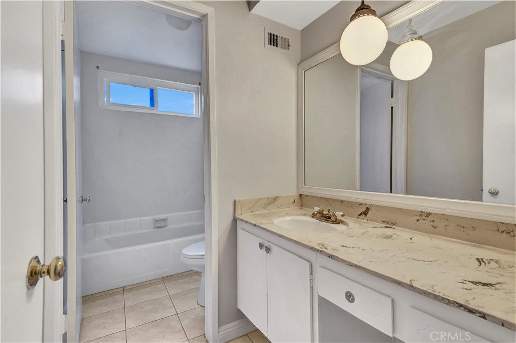 Showcase (SHOW) - Residential