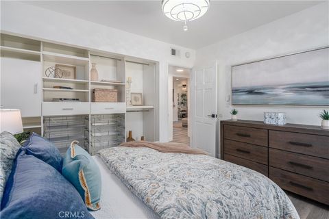 A home in El Segundo