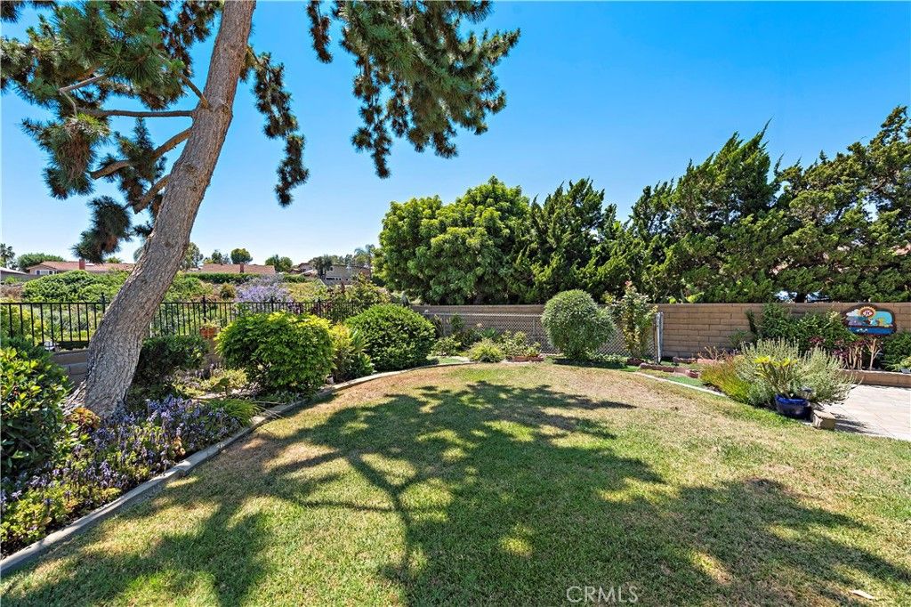 listing image 130721826517999066880