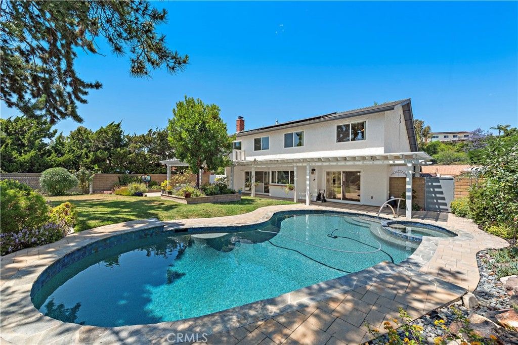 listing image 130720035967066344289