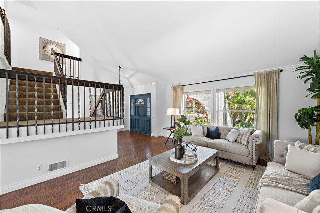 listing image 130727059063121046019