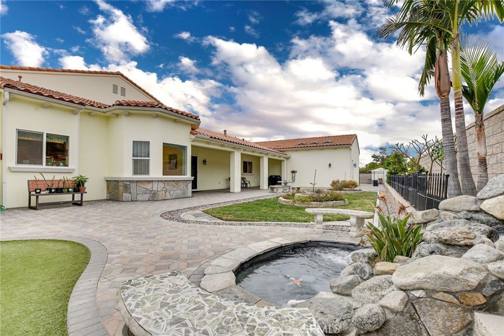 listing image 130726145073541441312