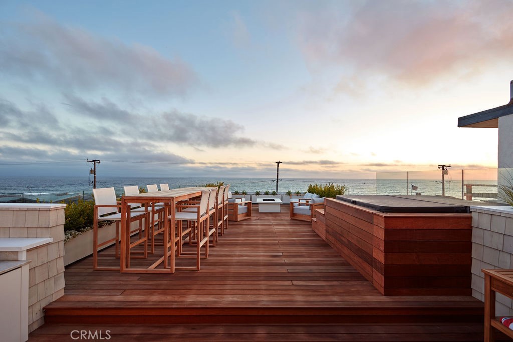 Introducing an exceptional coastal retreat crafted by Matt Morris Development in collaboration with the renowned Wendy Word Design. This luxurious home boasts four spacious bedrooms and four and a half opulent baths, complemented by a versatile office space which can be a 5th bedroom. The pièce de résistance is the stunning rooftop deck, offering panoramic ocean views that stretch across the street to the pristine Pacific Ocean. Situated just a mile from both the Hermosa Beach and Manhattan Beach piers, this home is a paradise for beach lovers. Additionally, it’s a mere 456 feet from Boccatos Groceries, making everyday conveniences easily accessible. Nestled in the quietest part of Hermosa Beach, this residence provides an unparalleled blend of tranquility and coastal living. Every detail has been meticulously designed to offer the ultimate in luxury and comfort, making this home a true masterpiece of seaside elegance. Some of the features are Urban Lighting, Ann Saks tile, Waterworks hardware, Tesla battery and Tesla charger. More to come...