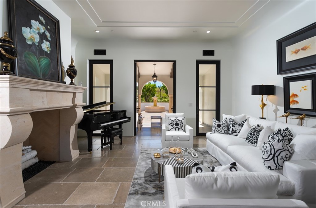 Shady Canyon Custom (SHDC) - Residential