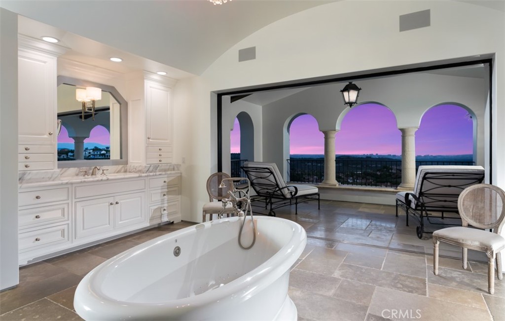 Shady Canyon Custom (SHDC) - Residential