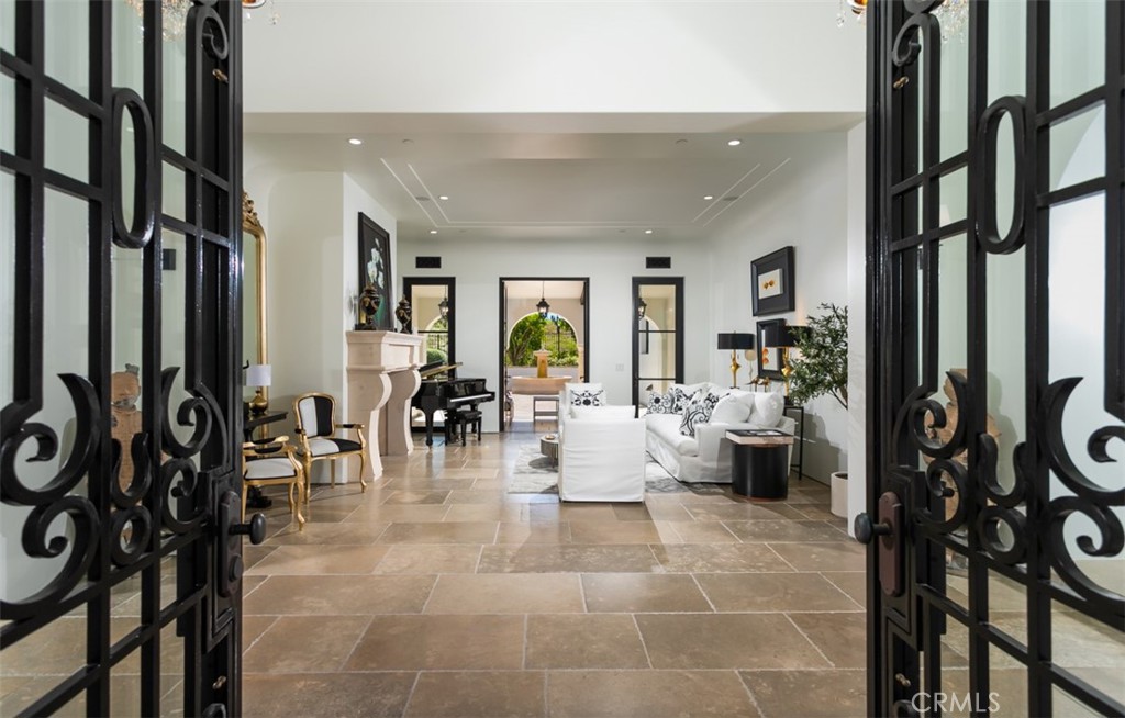 Shady Canyon Custom (SHDC) - Residential