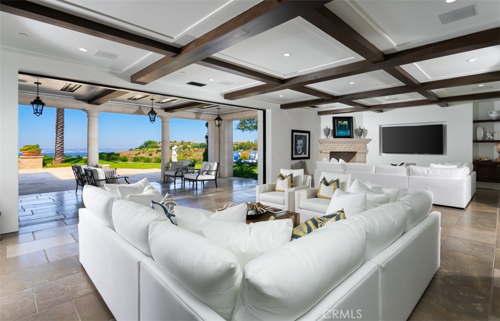 Shady Canyon Custom (SHDC) - Residential