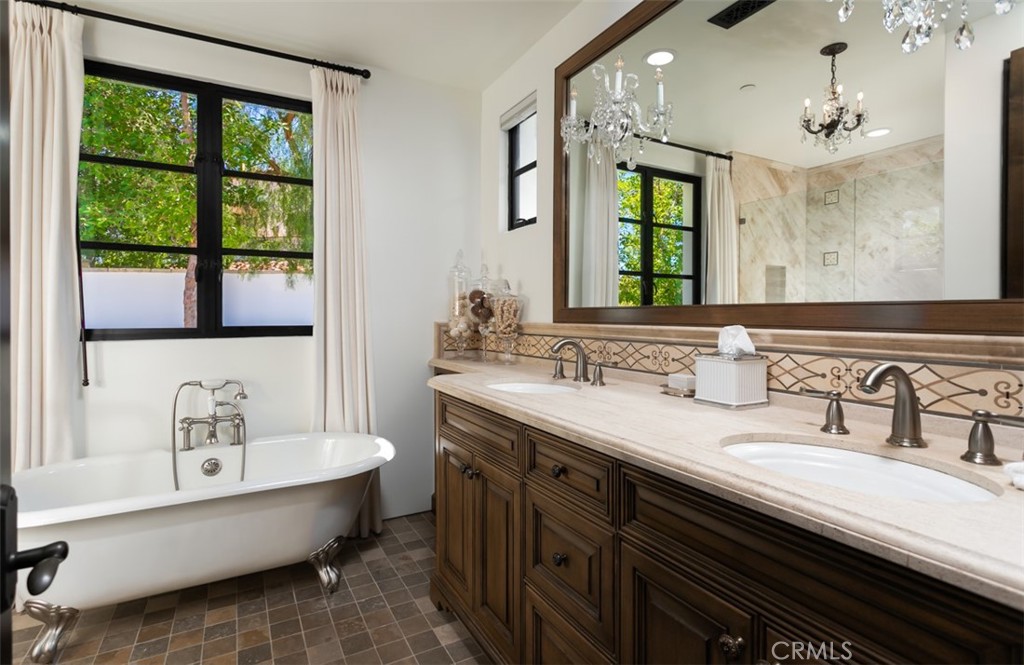 Shady Canyon Custom (SHDC) - Residential