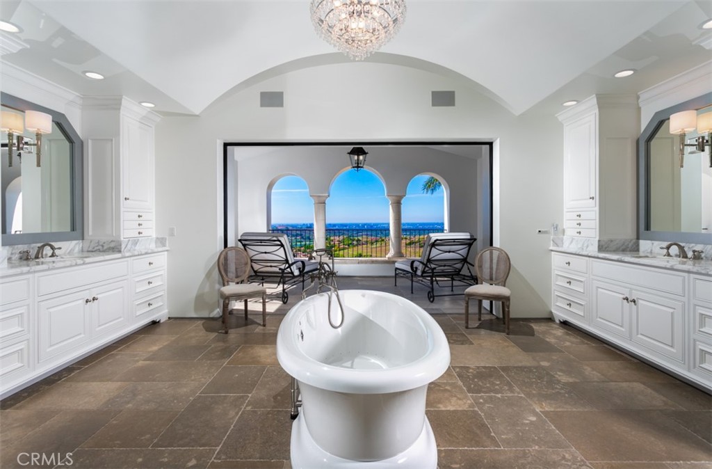 Shady Canyon Custom (SHDC) - Residential