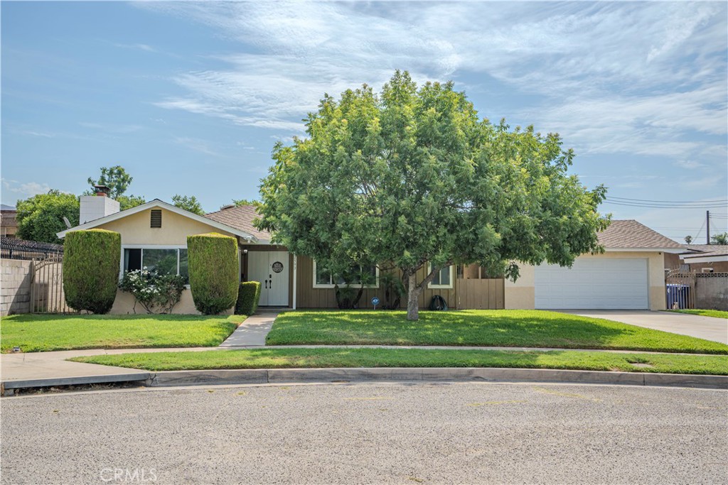 Photo 1 of 40 of 2593 Garden Drive house