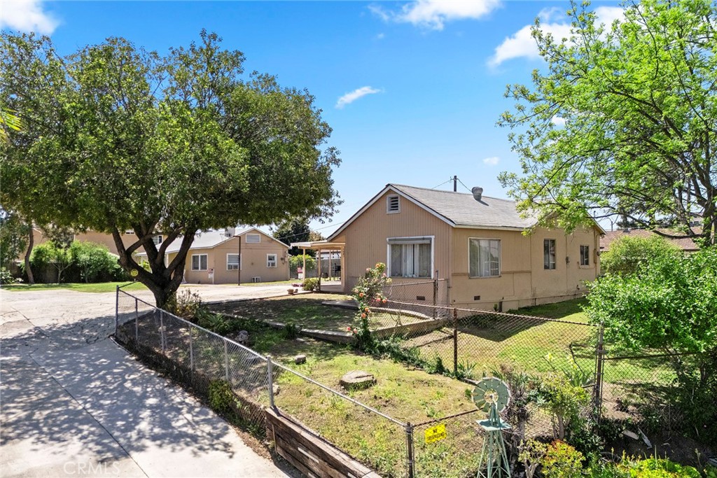 414 W Olive Avenue