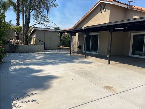 A home in Lake Elsinore