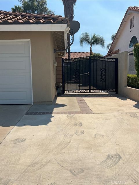 A home in Lake Elsinore