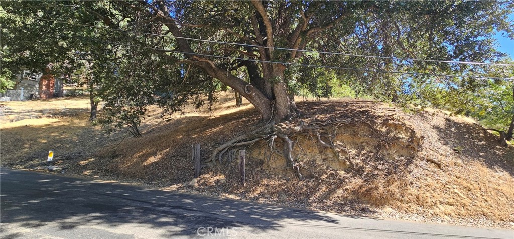 Crestline (CRES) - Land