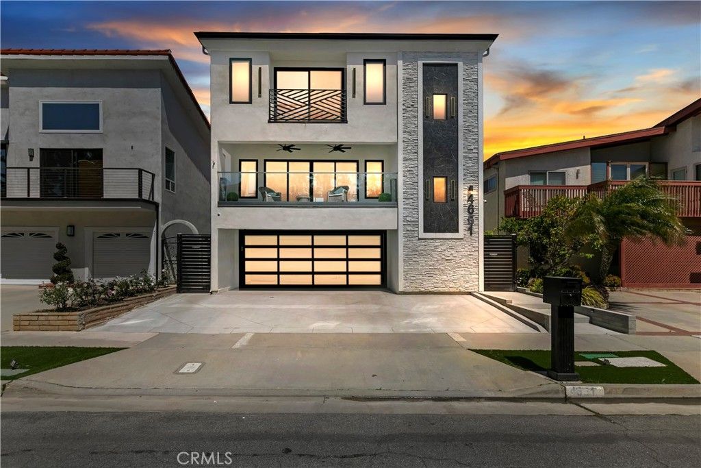 listing image 0