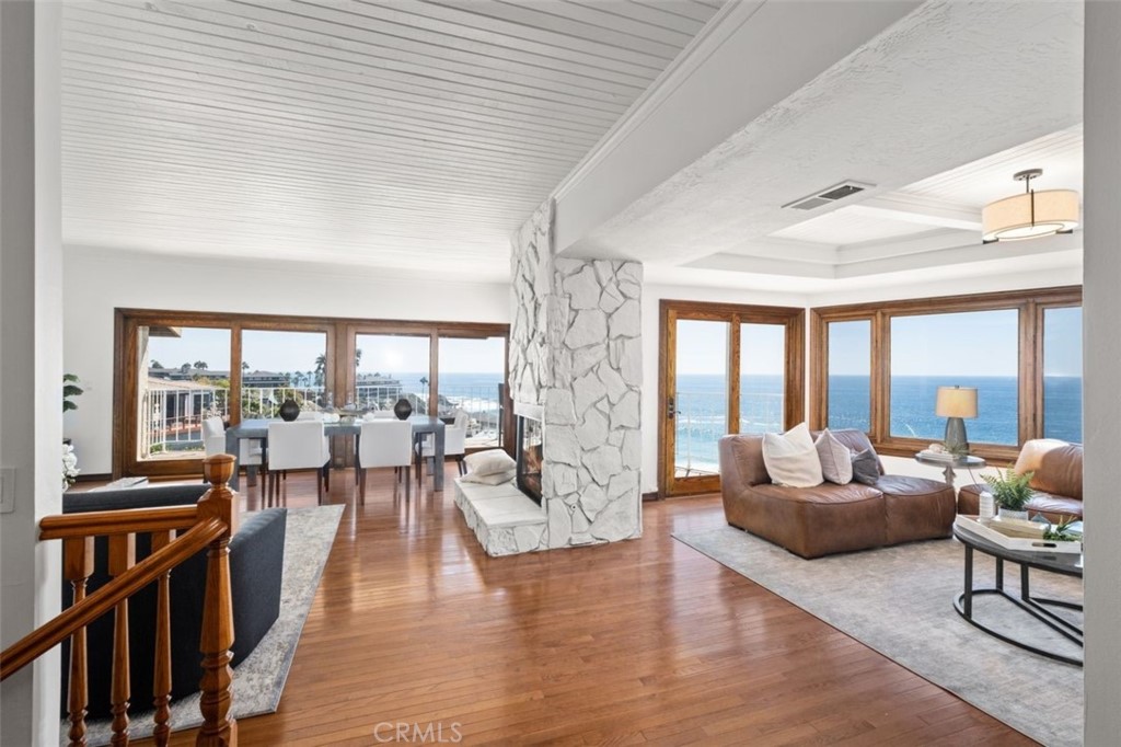 Lagunita (LA) - Residential