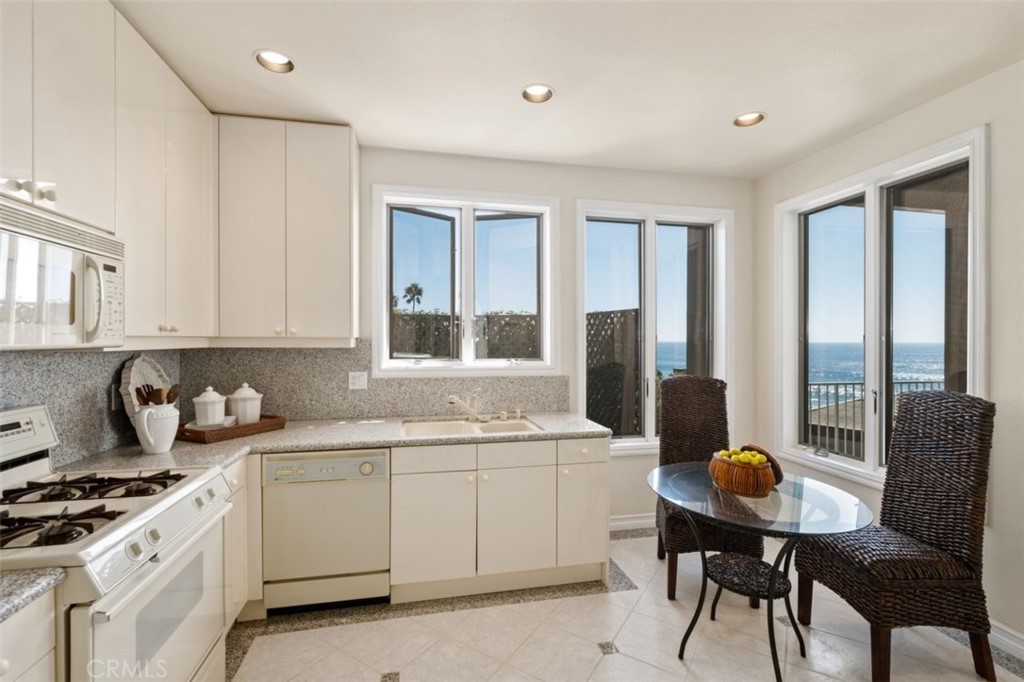 Lagunita (LA) - Residential