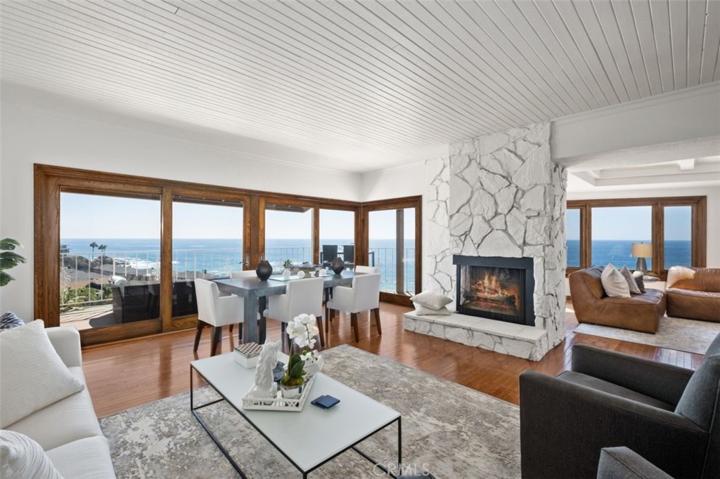 Lagunita (LA) - Residential