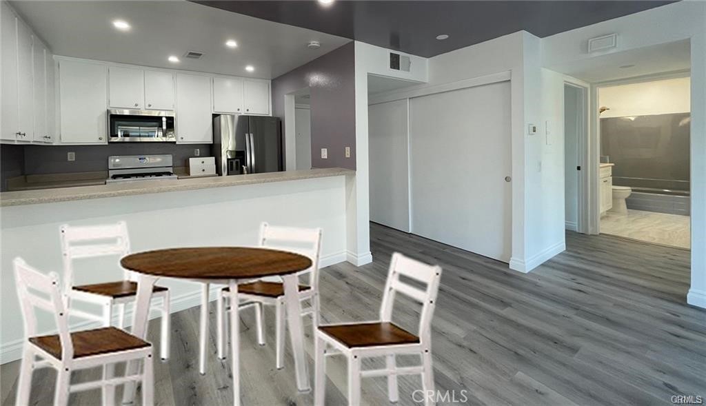 Lake Condos (CM) - Residential Lease