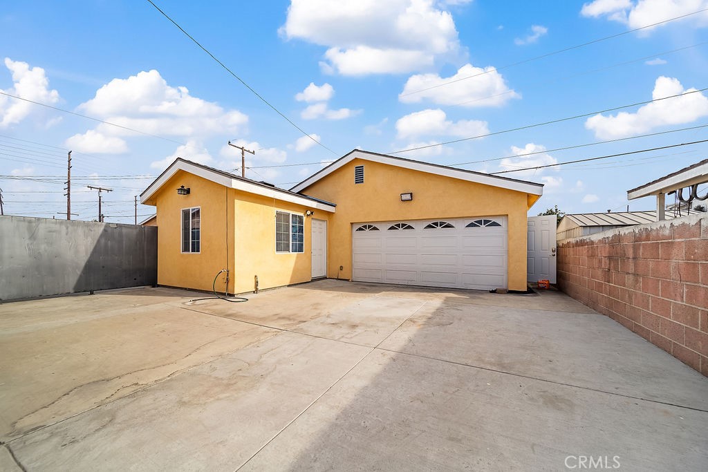 6220 Alamo Ave