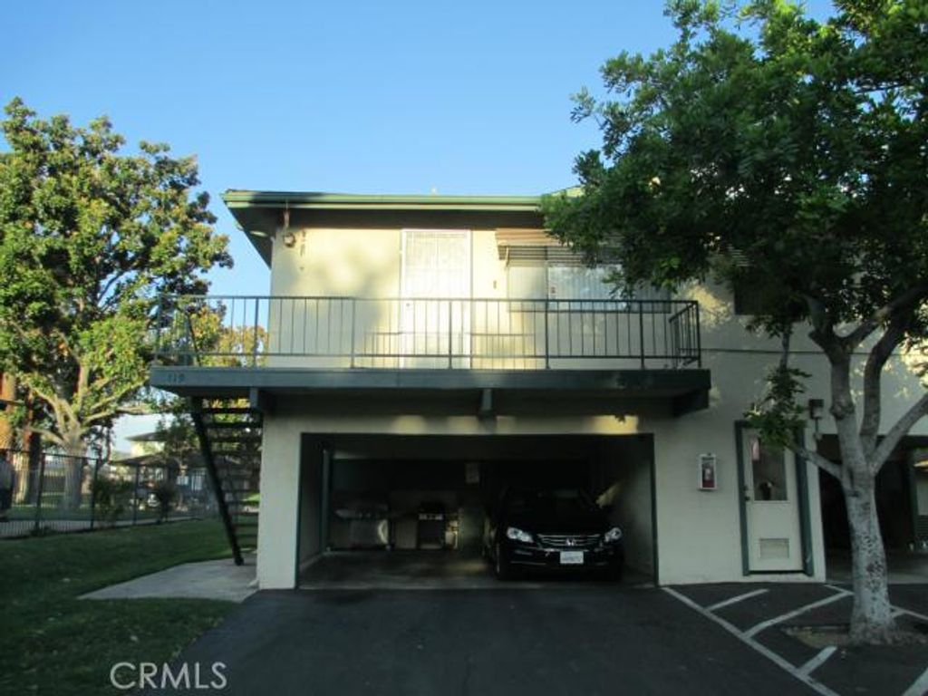 listing image 130722876047979534854
