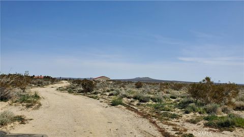 Photo of 0 Vicinity 25th St W s/o Gibbs, Mojave, CA 93501 (MLS # SR24049532)
