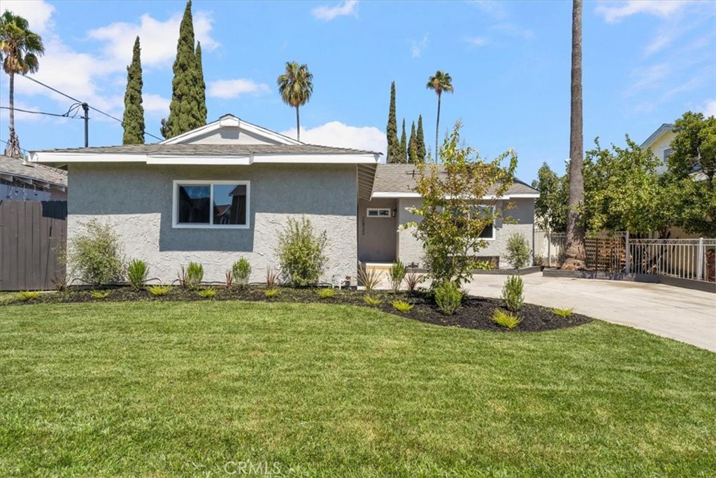 View North Hollywood, CA 91606 house