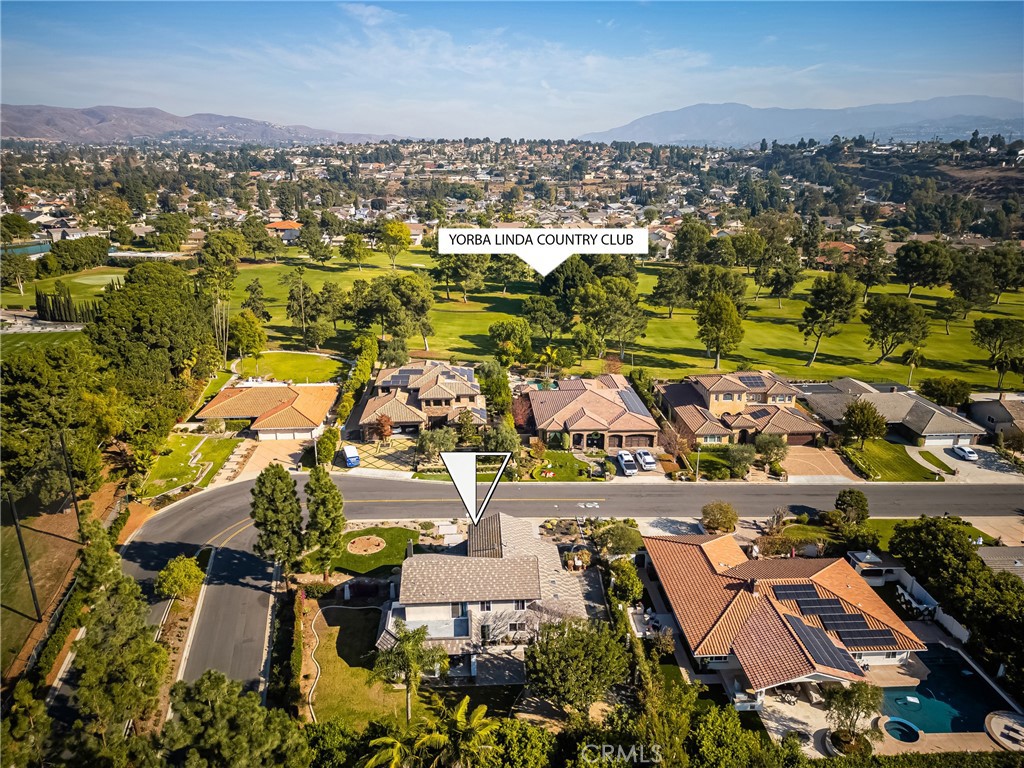 6001 Foxfield Lane