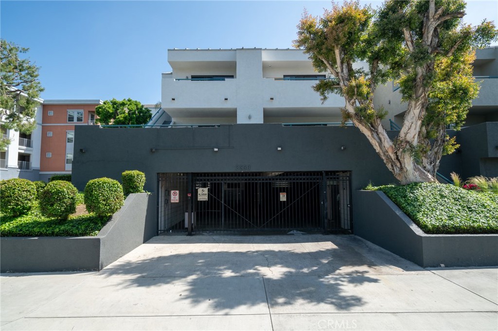 College Area - Residential Income