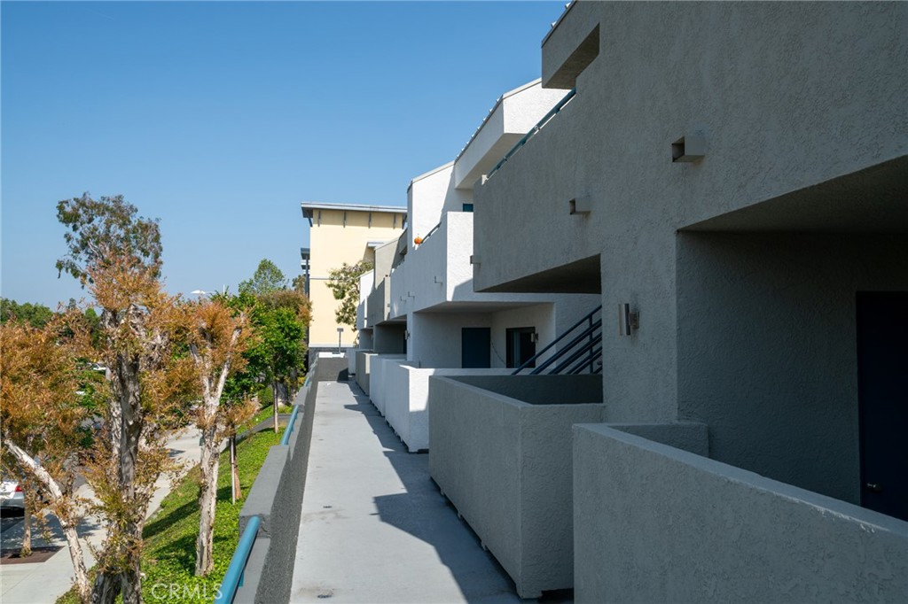 College Area - Residential Income