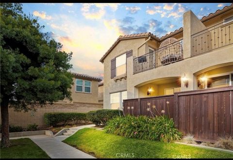 41945 Davenport Way D Murrieta CA 92562