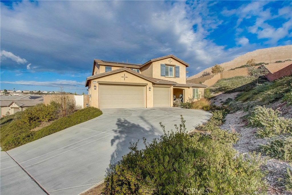 listing image 130726563078137337243