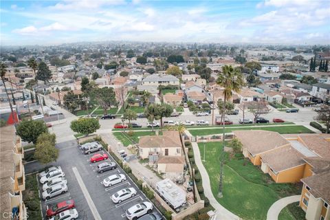 A home in Inglewood