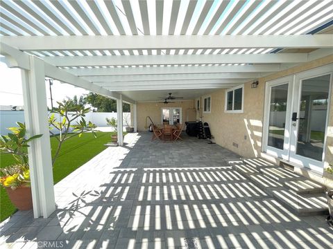 A home in La Mirada