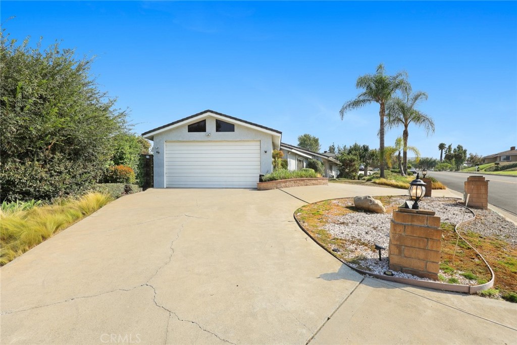Photo 53 of 54 of 1008 S Montezuma Way house