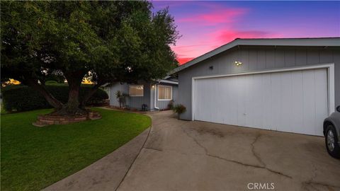 A home in La Mirada