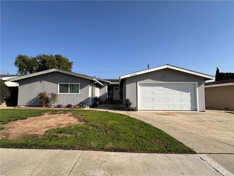 A home in La Mirada