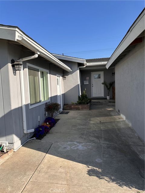 A home in La Mirada