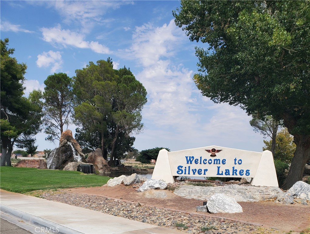 Welcome to the beautiful community of Silver Lakes. This is a great opportunity to own one of the few water front lots available in this great community. This lot is situated on the open water on the South Lake and is ready for you to build your custom dream home to live in, retire or vacation. You will enjoy the beautiful sunsets and serene view of the lake and mountains. This community is a golfers dream with its PGA rated 27-hole golf course. It also offers various activities for all members of your family including but not limited to kayaking, paddle surfing, boating, fishing, tennis, swimming in an Olympic size swimming pool, concerts in the park and a beach area, just to name a few. The HOA dues include the use of all their amenities which include membership to the Silver Lakes Association Country Club, 24 hour gym, equestrian facilities, RV parking and much more, and let's not forget the beautiful fireworks display on the 4th of July along with the boat parade. Don't miss the opportunity to live in this wonderful community.