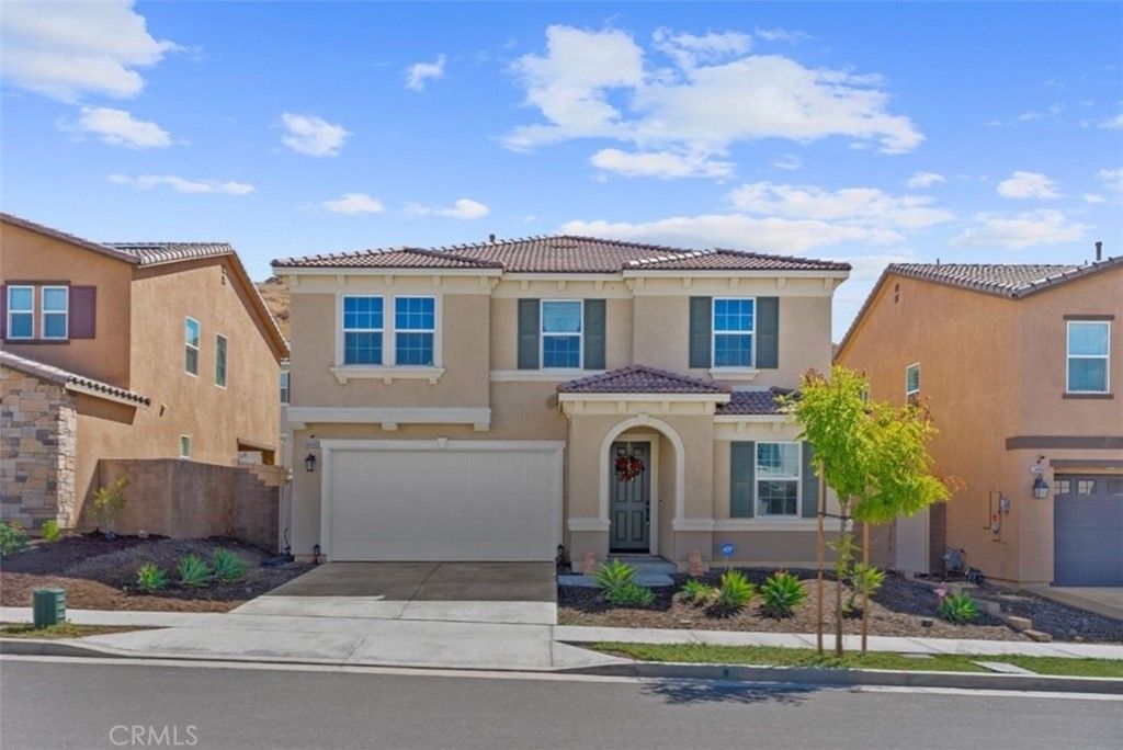 listing image 130729321742414360077